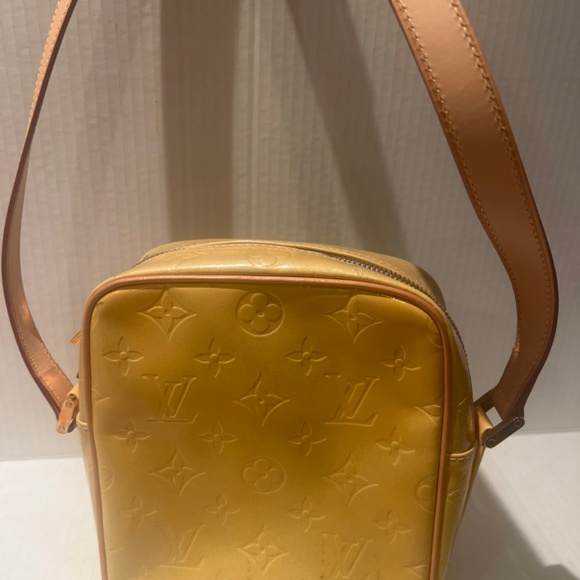 Louis Vuitton Shoulder bag/Crossbody Wooster pale Yellow Vernis - Picture 6 of 11